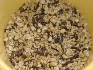 Rezept: Weihnachtsgebäck Nußschnitten Bild Nr. 3 Weihnachtsgebäck Nußschnitten - Rezept - Bild Nr. 3