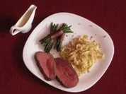 Black-Angus-Filet mit piemontesischen Eiernudeln in Gorgonzolasoße - Rezept