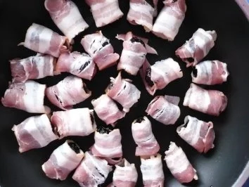 Pflaumen im Speckmantel - Rezept - Bild Nr. 4