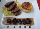 Rezept: Glasierte Barbarie Ente mit Balsamicozwetschgen und Kartoffeltörtchen Glasierte Barbarie Ente mit Balsamicozwetschgen und Kartoffeltörtchen - Rezept