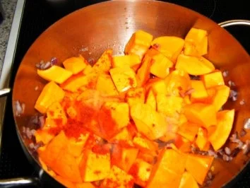 Bandnudeln mit Kürbissoße - Rezept - Bild Nr. 4