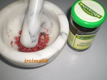  Medallions mit Mandelkruste an einer Pfeffer - Sahne - Soße - Rezept - Bild Nr. 6