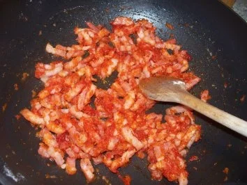 Rezept: Bandnudeln in Speck-Rahm-Soße Bild Nr. 5 Bandnudeln in Speck-Rahm-Soße - Rezept - Bild Nr. 5