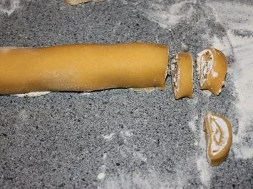 Burgenländer Kipferl - Rezept - Bild Nr. 8