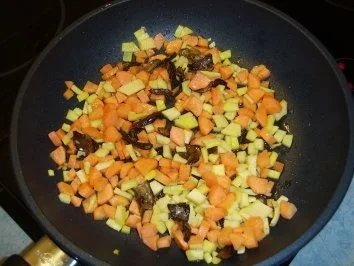 Sibirische Gemüsenudelsuppe Aldaner Art - Rezept - Bild Nr. 11