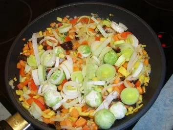 Sibirische Gemüsenudelsuppe Aldaner Art - Rezept - Bild Nr. 14