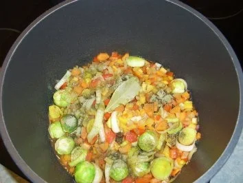 Sibirische Gemüsenudelsuppe Aldaner Art - Rezept - Bild Nr. 15