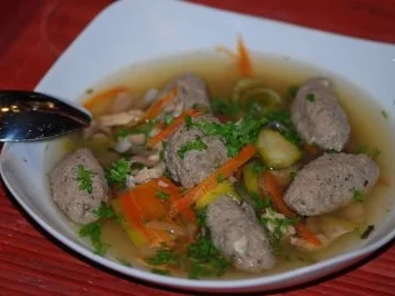 Oma`s schlesische Leberkloss-Suppe - Rezept