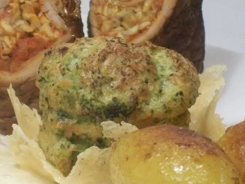 Involtini 2.0 / Brokkoli-Soufflé/ Schmörkes/ Parmesanschaum - Rezept - Bild Nr. 11