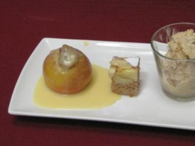 Rezept: Baby-Bratapfel mit Vanillesoße, Apfelkuchen-Praline und Lebkuchen-Eis Baby-Bratapfel mit Vanillesoße, Apfelkuchen-Praline und Lebkuchen-Eis - Rezept