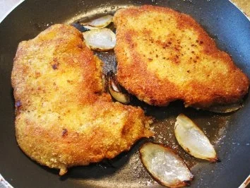 Rezept: Schnitzel mit Rahm-Champignons Bild Nr. 7 Schnitzel mit Rahm-Champignons - Rezept - Bild Nr. 7