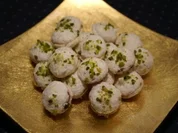 Weihnachtsplätzchen - Kokos-Kirsch-Küsschen - Rezept