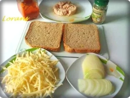 Thunfisch - Toastbrot mit Käse überbacken - Rezept - Bild Nr. 4