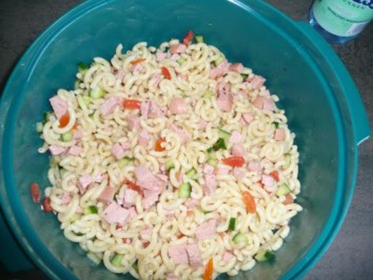 Nudelsalat ohne Mayo - Rezept mit Bild - kochbar.de