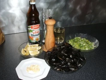Muscheln in Weißweinsoße / Cozze alla marinara - Rezept