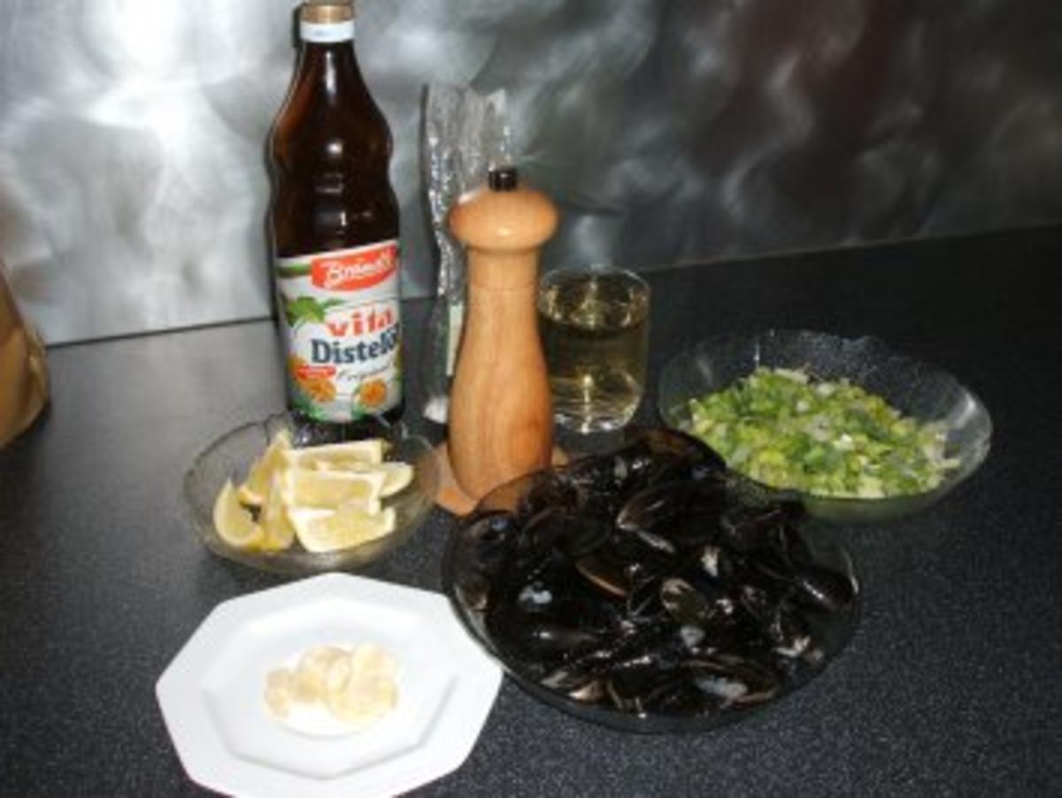 Bilder für Muscheln in Weißweinsoße / Cozze alla marinara - Rezept