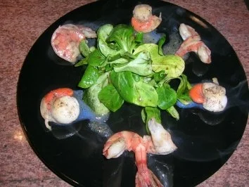 Rezept: Jakobsmuscheln und Black Tiger Prawns in Trüffelbutter Jakobsmuscheln und Black Tiger Prawns in Trüffelbutter - Rezept