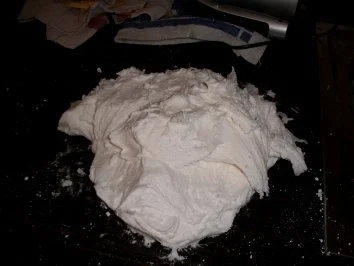 Rezept: Rollfondant/Einschlagmasse Bild Nr. 2 Rollfondant/Einschlagmasse - Rezept - Bild Nr. 2