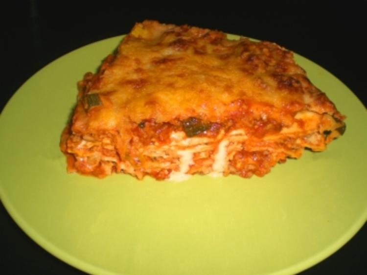 Gemüse-Hackfleisch-Lasagne - Rezept mit Bild - kochbar.de