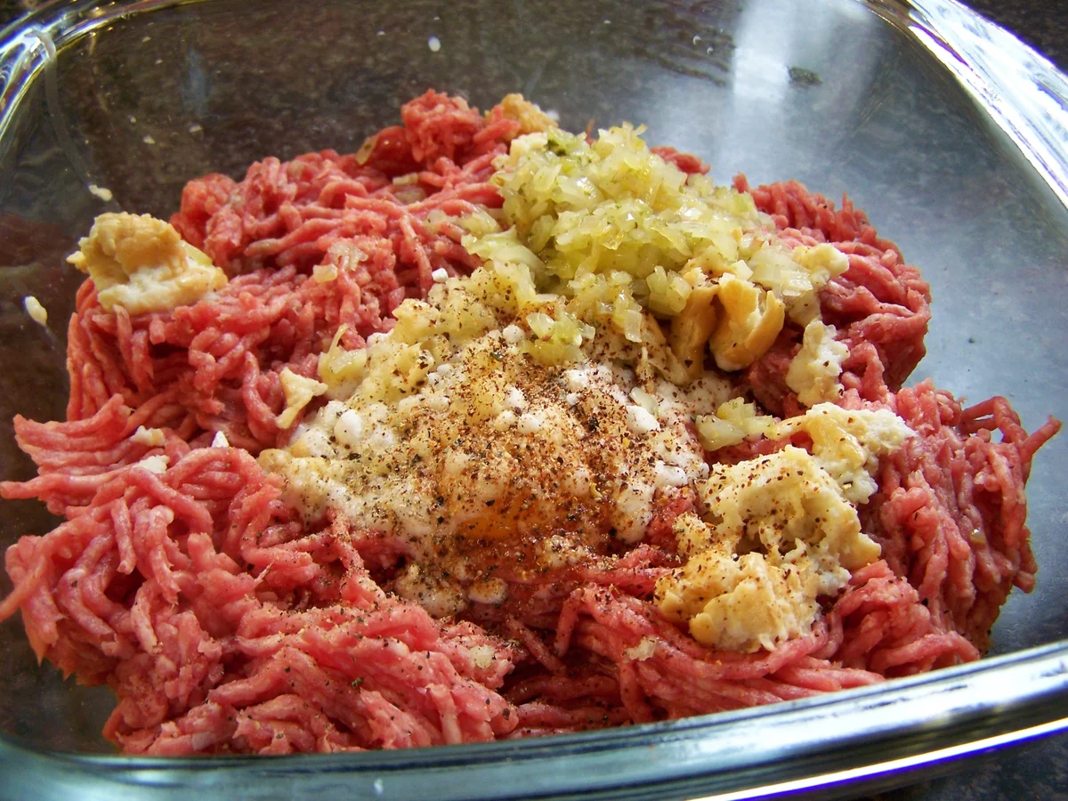 gefüllte Hackfleischrolle - Rezept - Bild Nr. 4892