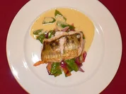 Gebratener Zander auf Sellerie-Stampfkartoffeln an einer Beurre blanc - Rezept