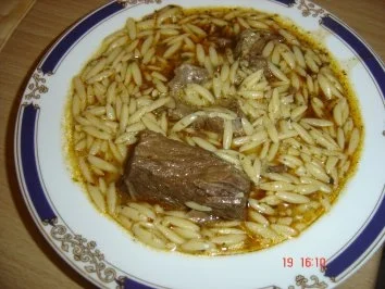 Kalbfleisch mit Reisnudeln - Rezept