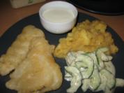 Backfisch mit Kartoffelsalat, Gurkensalat und Aioli - Rezept