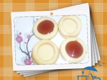 Rezept: Ischler Feingebäck mit Hagebuttenkonfitüre Ischler Feingebäck mit Hagebuttenkonfitüre - Rezept