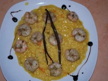 Kräuter-Knoblauch-Gambas auf vanilliertem Safranrisotto - Rezept - Bild Nr. 4