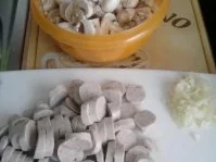 Bratwurstragout mit Pilzen - Rezept - Bild Nr. 3