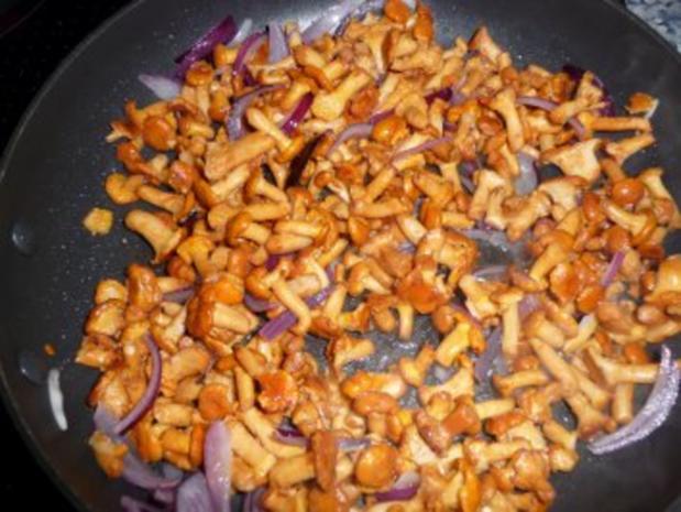 Pfifferlinge auf......... - Rezept mit Bild - kochbar.de