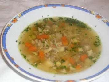 Rezept: Hühnersuppe Hühnersuppe - Rezept
