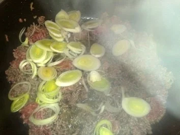 Spagetti mit Tomaten-Hacksauce - Rezept - Bild Nr. 3