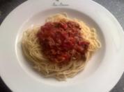 Rezept: Spagetti mit Tomaten-Hacksauce Spagetti mit Tomaten-Hacksauce - Rezept