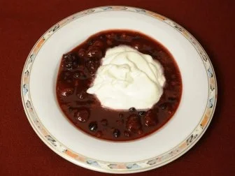 Rezept: Sylter Rote Grütze (Anja Schüte) Sylter Rote Grütze (Anja Schüte) - Rezept