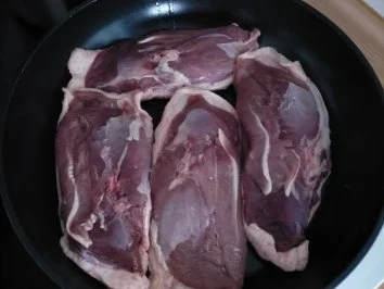 Rezept: Entenbrust mit Kumquats Bild Nr. 4 Entenbrust mit Kumquats - Rezept - Bild Nr. 4