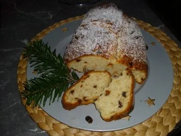 Früchte-Quark-Öl-Teig Stollen - Rezept