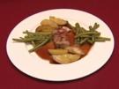 Rehrücken mit Lebkuchensoße, dazu Rosmarinkartoffeln und feine Bohnen (Klaus & Klaus) - Rezept