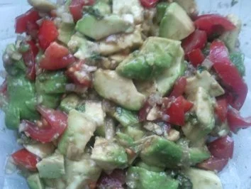 Rezept: Avocadosalat Bild Nr. 7 Avocadosalat - Rezept - Bild Nr. 7