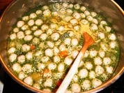 einfache frische Supe mit Hackfleischbällchen - Rezept