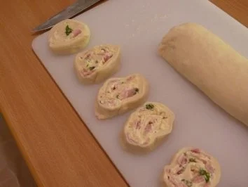 Pizzaschnecken - Rezept - Bild Nr. 7