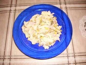 Rezept: Selbstgemachter Nudelsalat Bild Nr. 2 Selbstgemachter Nudelsalat - Rezept - Bild Nr. 2