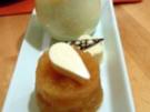 Kaffee-Panna-Cotta mit Kardamom-Gelee, Apfel-Ragout und dekorativem Eierlikör - Rezept