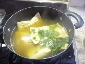 Hauptgericht : Maultaschen mit Spinat und Paprikawurst - Rezept - Bild Nr. 2