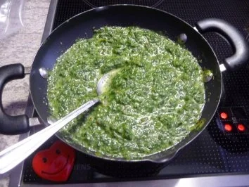 Hauptgericht : Maultaschen mit Spinat und Paprikawurst - Rezept - Bild Nr. 3