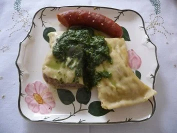 Hauptgericht : Maultaschen mit Spinat und Paprikawurst - Rezept