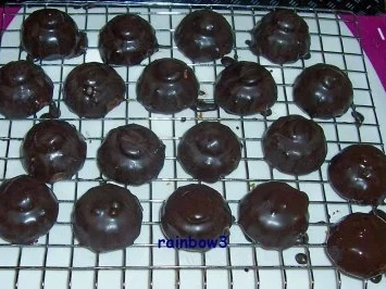 Rezept: Pralinen: Mozart-Pralinen Bild Nr. 6 Pralinen: Mozart-Pralinen - Rezept - Bild Nr. 6