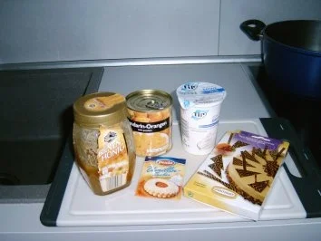 Rezept: Vanilleeis mit Mandarinensahne Bild Nr. 2 Vanilleeis mit Mandarinensahne - Rezept - Bild Nr. 2