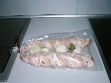 Schweinelende im Knoblauchmantel - Rezept - Bild Nr. 3