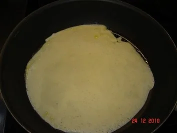 Vorspeise : Räucherlachs im Pfannkuchenteig - Rezept - Bild Nr. 2